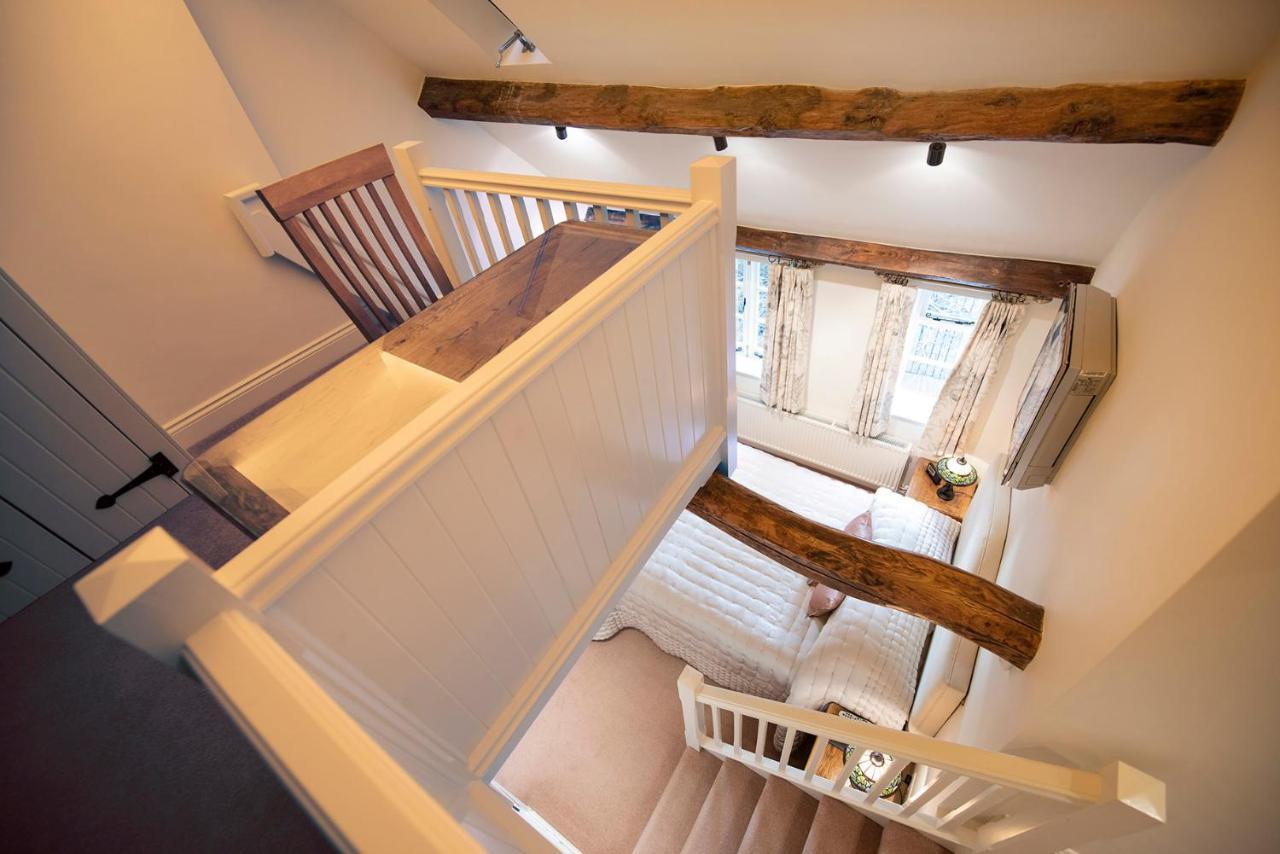 Neroli River View Apartment Bourton-on-the-Water Extérieur photo